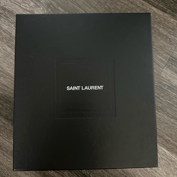 YSL Saint Lauren Tribute Platform Heels (black) - Picture 2 of 7